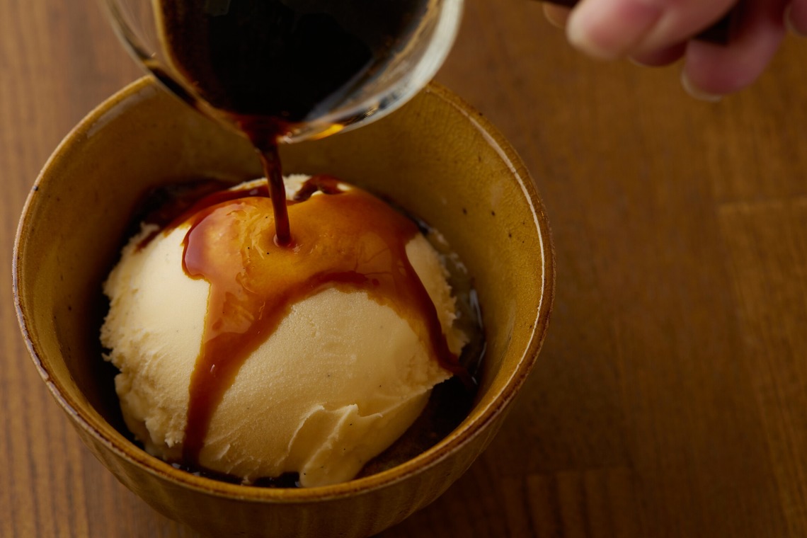 岩瀬泰治が撮影した「カフェ」の写真