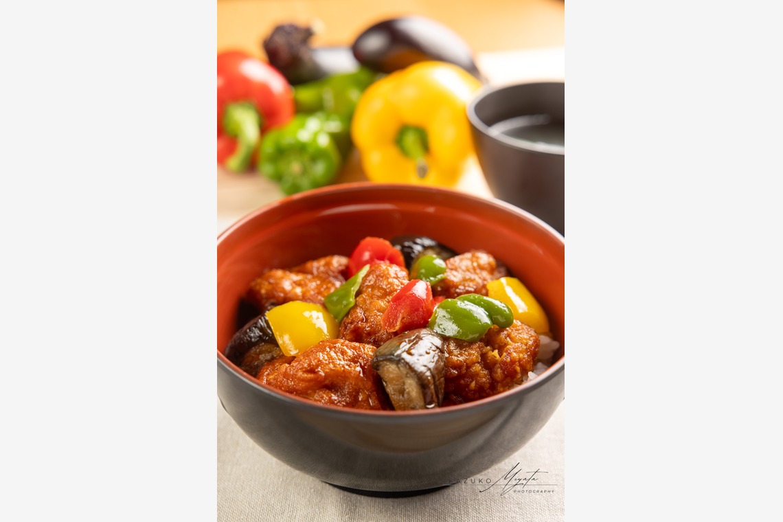 ミヤタカズコが撮影した写真のアルバム「フード写真」