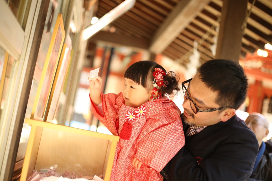 出張撮影HUG TIMEが撮影した「七五三記念撮影＠世田谷八幡宮・東京」の写真