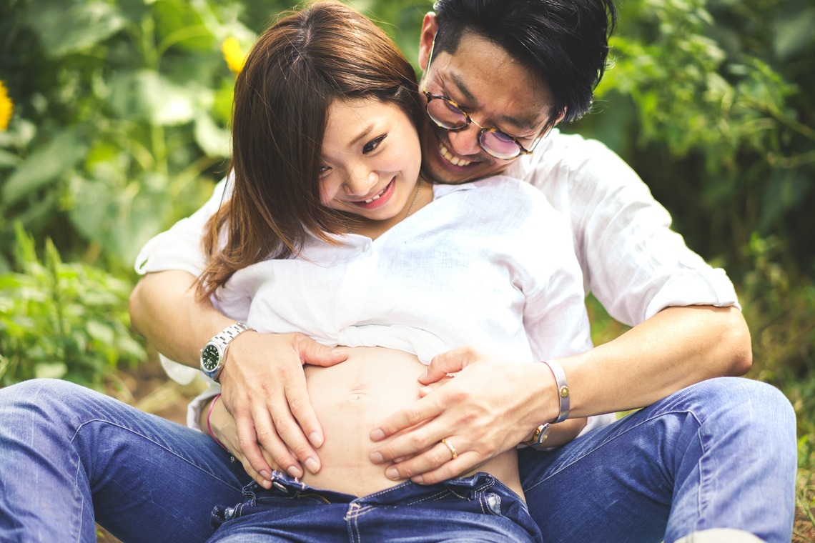 アトリエ　エピカ/清水　一哉が撮影したマタニティフォトのアルバム「ひまわり畑　マタニティ」