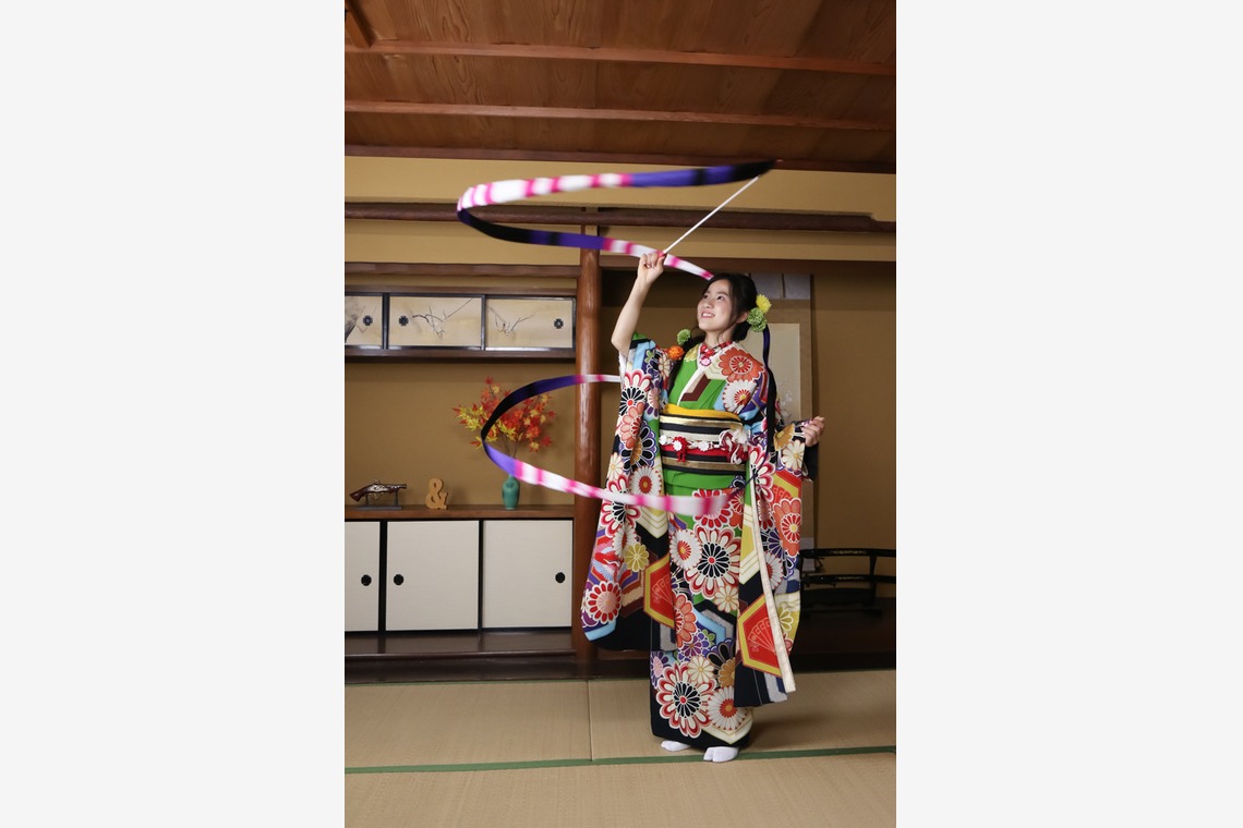 スマイルハンターが出張撮影した家族写真(キッズ,ベビーフォト)などが写った「成人式フォト」の家族写真