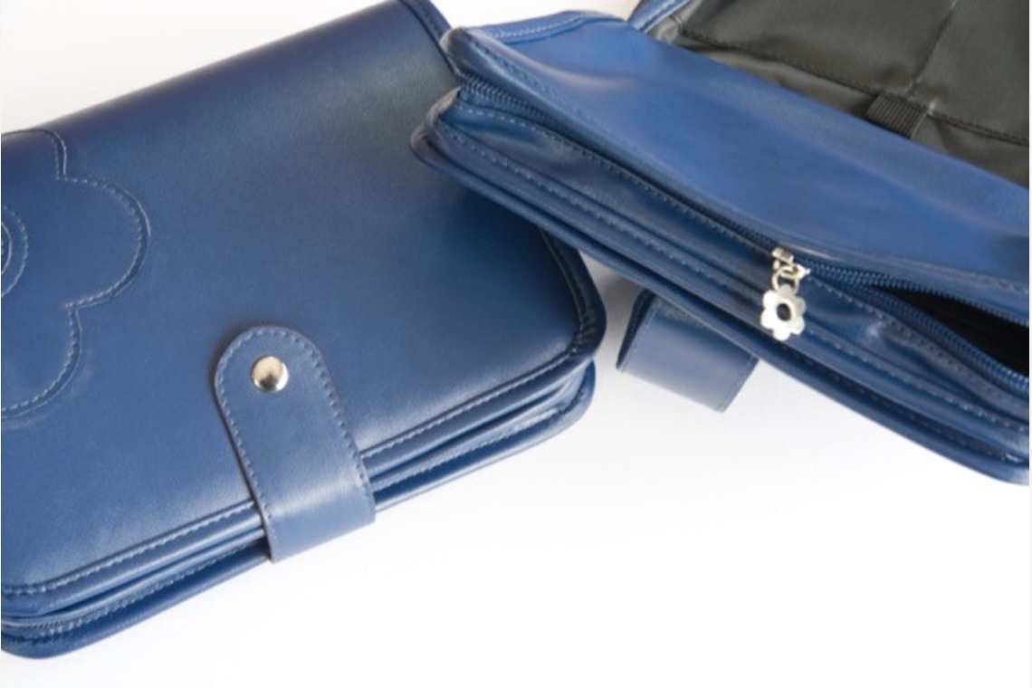 樋上　将太が撮影した「ECサイト用母子手帳商品撮影」の写真