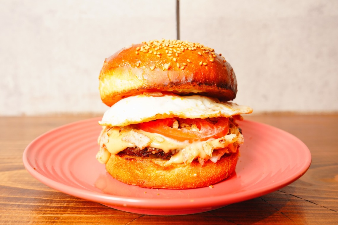 遠藤雄介・JEADO Worksが撮影した写真のアルバム「ハンバーガー屋さんの物撮りを行いました。」