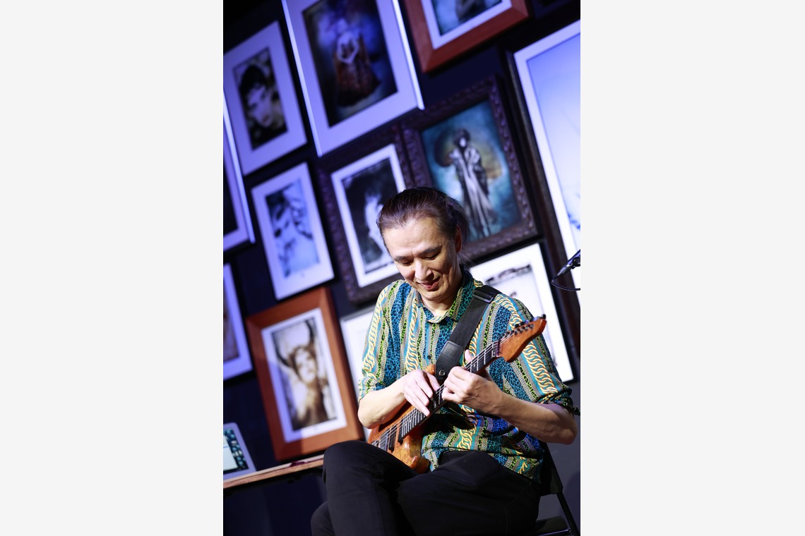 写真屋gonree　阿波根里恵が撮影した写真のアルバム「野波浩 作品展 「ELEMENTS」」