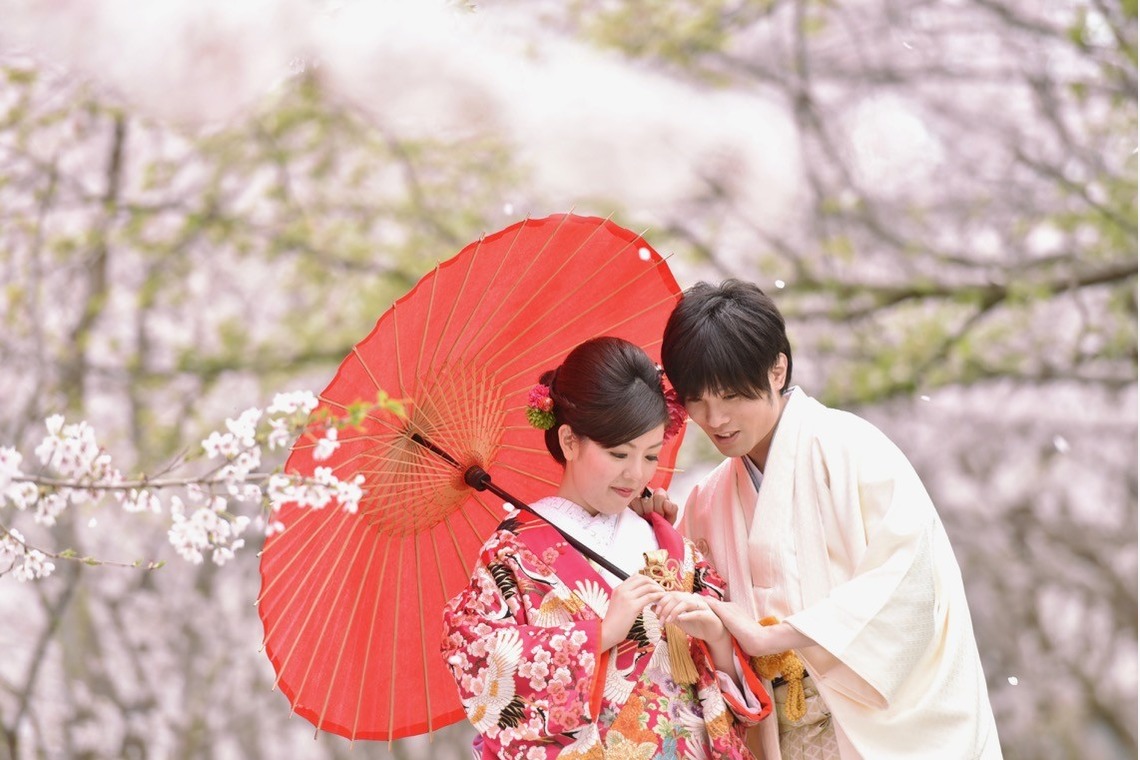 キキフォトワークスが撮影した「桜の季節の和装前撮り」の写真