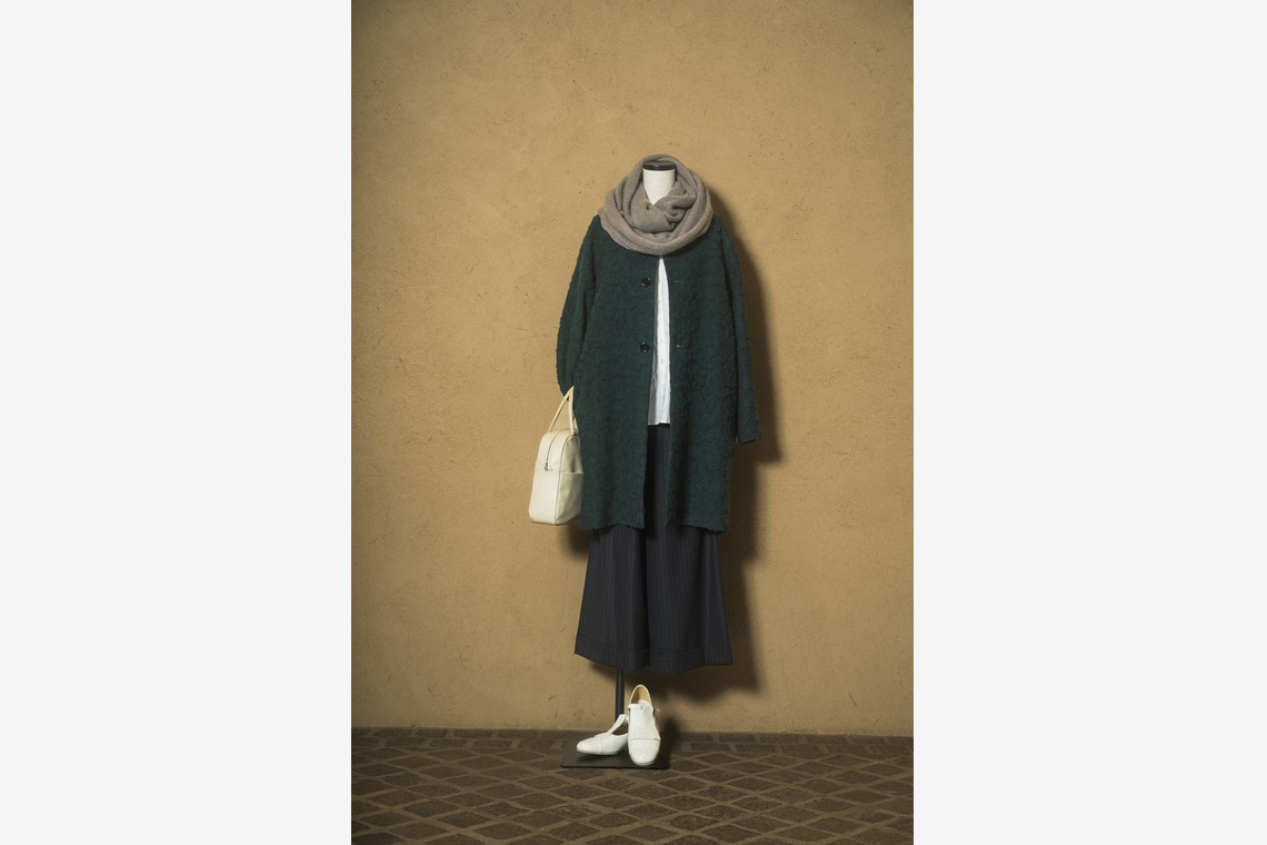 笠井鉄正写真事務所が撮影した「商業施設館内紙撮影」の写真