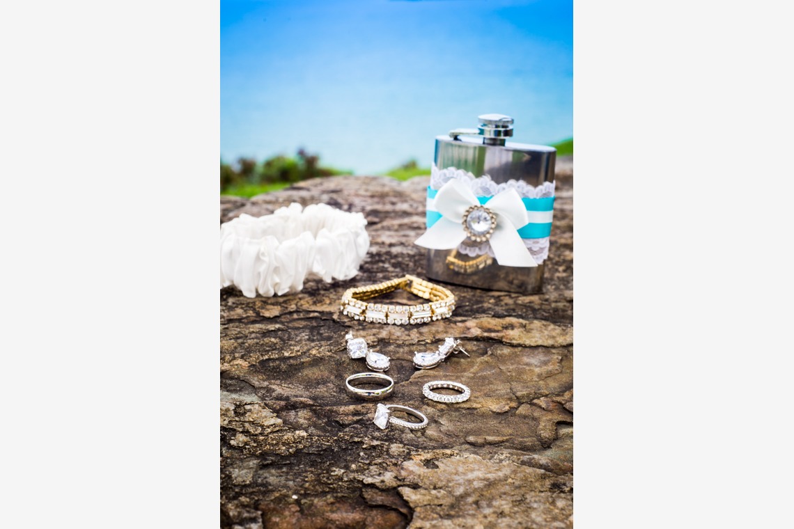 Album of the Wedding, Bridal taken by Unveiled Weddings - 