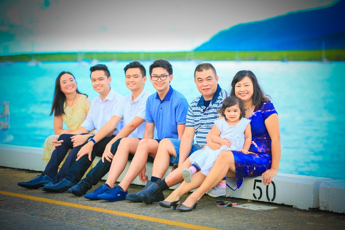 ケアンズ レンズ フォトグラフィーが撮影した写真のアルバム「家族写真 @ Trinity Wharf」