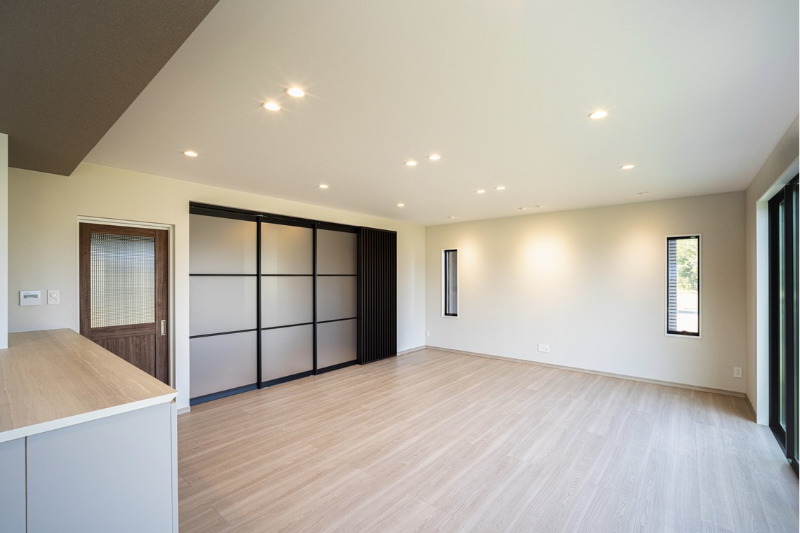 神宮啓佑が撮影した写真のアルバム「竣工撮影」