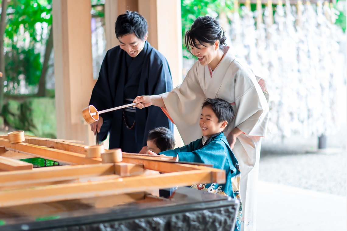サキヤマ リエが撮影した写真のアルバム「5歳男の子・笑顔いっぱい七五三＠寒川神社」