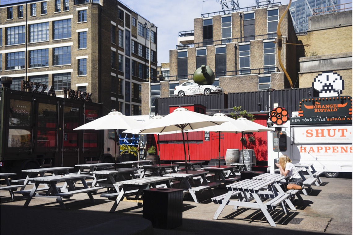 Album of the Wedding, Bridal taken by Lucky Sliver Sixpence - Hipster London ( location reference images) 