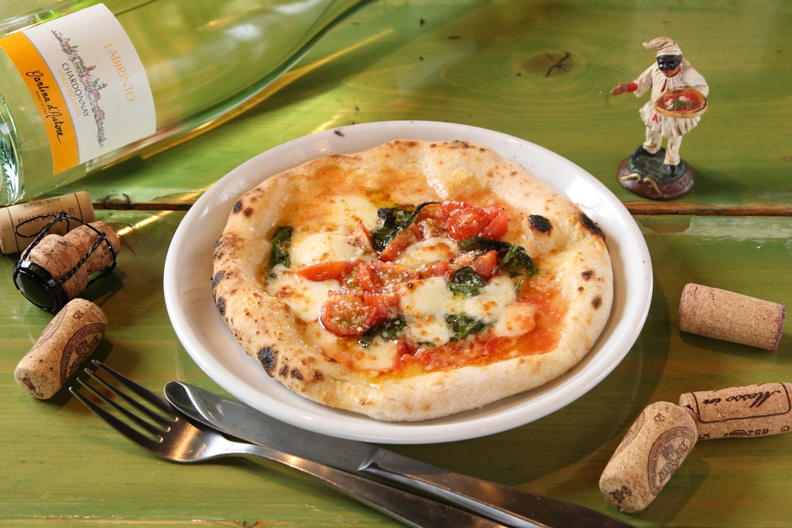 管野　利が撮影した写真のアルバム「フード」