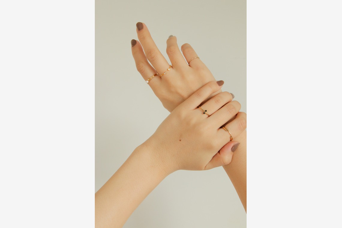 濱野まり子が撮影した写真のアルバム「ジュエリーブランド撮影@都内スタジオ」