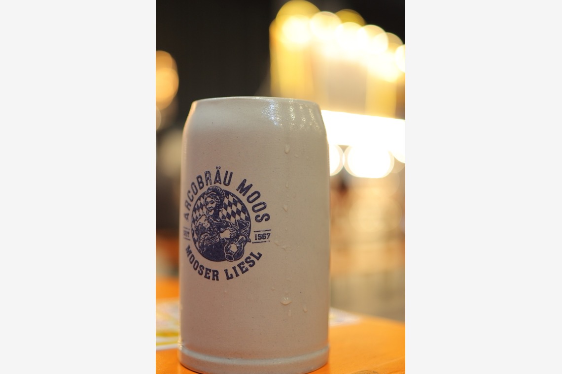 白石隆一郎が撮影した写真のアルバム「食べ物と物撮り」