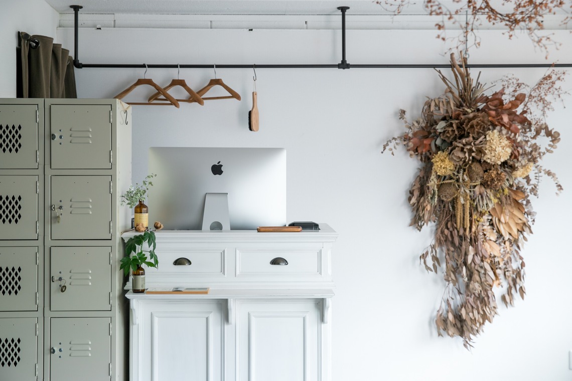 德永三千代が撮影した「ショップ・サロン」の写真