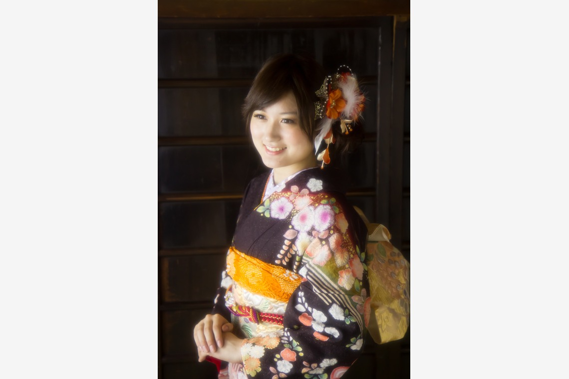 スマイルハンターが出張撮影した家族写真(キッズ,ベビーフォト)などが写った「成人式フォト」の家族写真