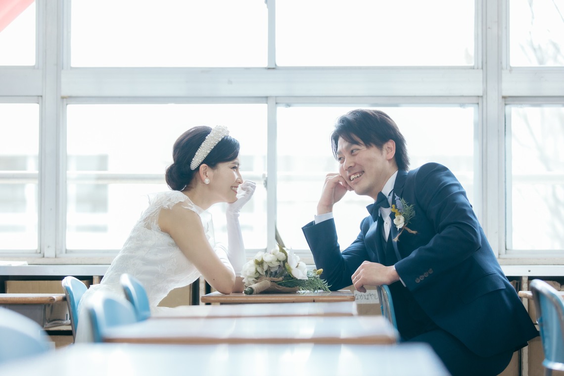 株式会社Ervaが撮影した写真のアルバム「結婚式前撮り（校舎にて）」