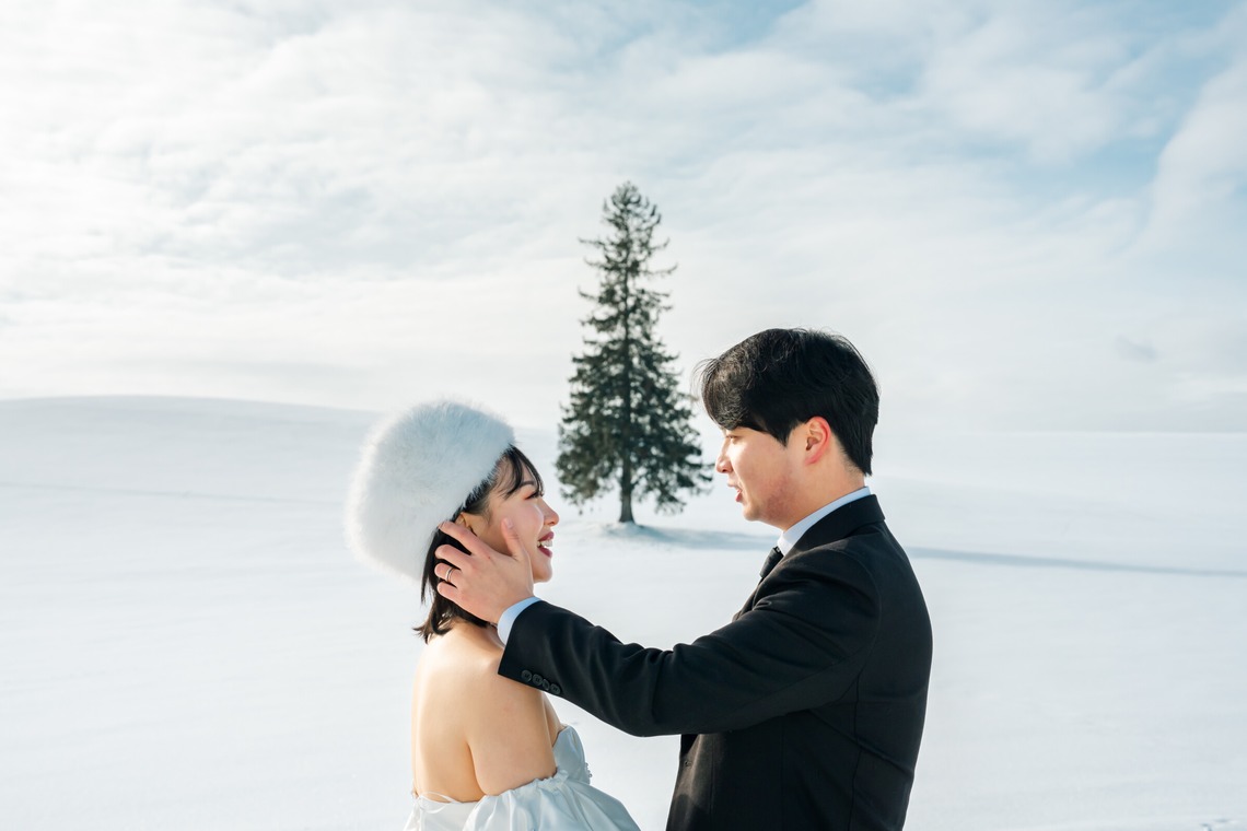 須田桃加が撮影した写真のアルバム「美瑛前撮り撮影」