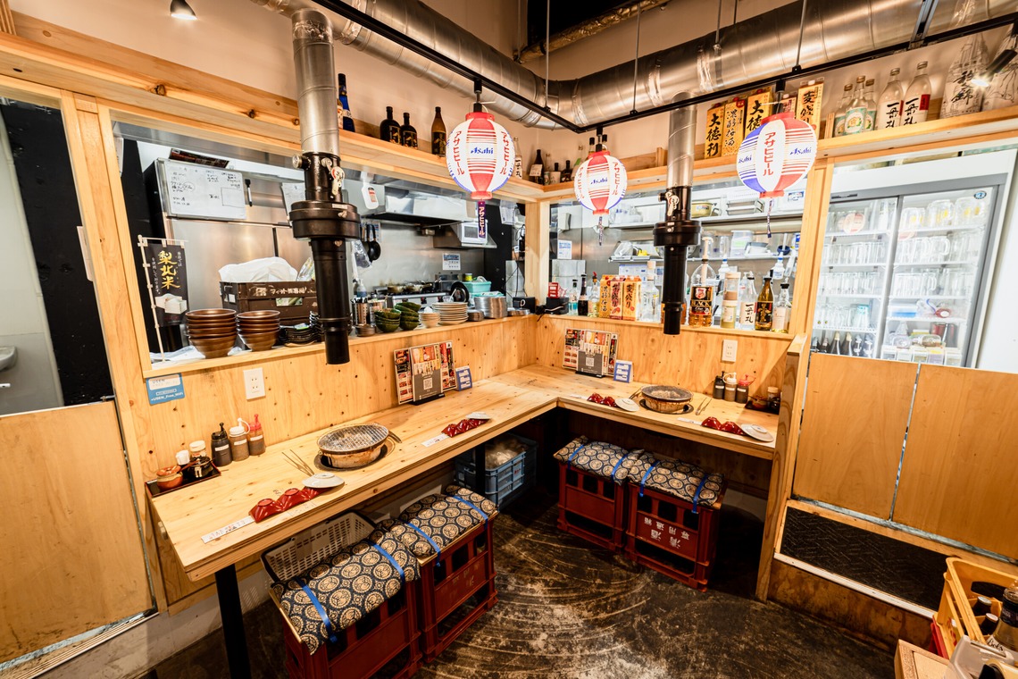 内藤駿介が撮影した写真のアルバム「ホルモン・焼肉屋さんの内外観撮影でした。」