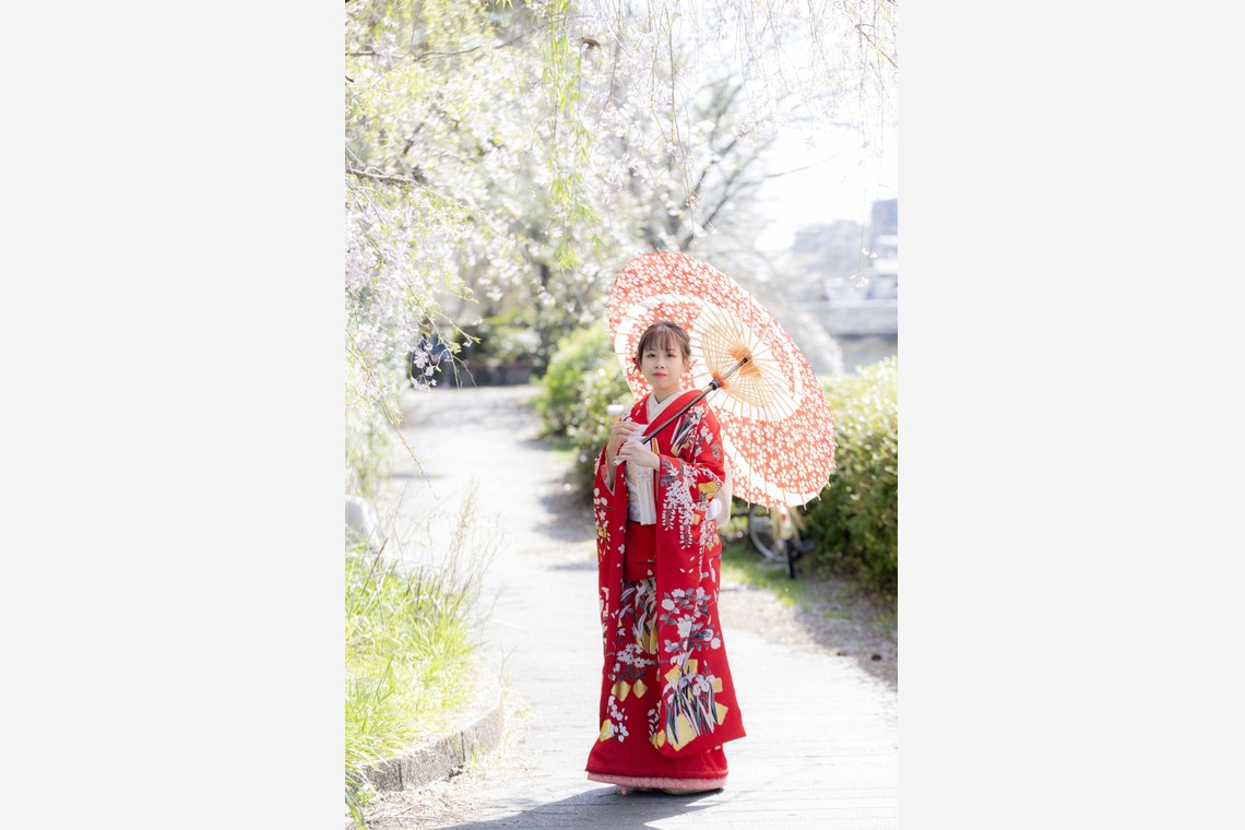 大阪フォトファクトリーが撮影した「和装前撮り」の写真