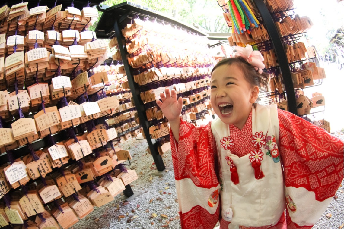 スマイルハンターが出張撮影した家族写真(キッズ,ベビーフォト)などが写った「七五三ロケーション撮影」の家族写真