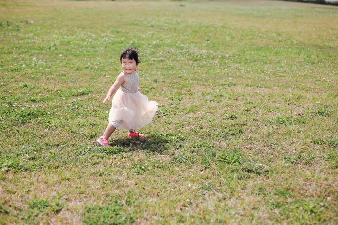ポートレート沖縄が撮影した「天真爛漫な女の子３歳の誕生日」の写真