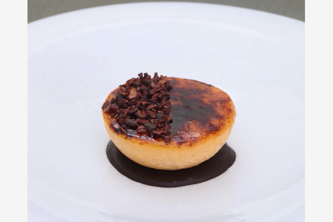 森安　照が撮影した「ホテル・レストラン（料理・ワイン・シャンパン・シェフ・ホールスタッフ・内観・イメージカット）」の写真