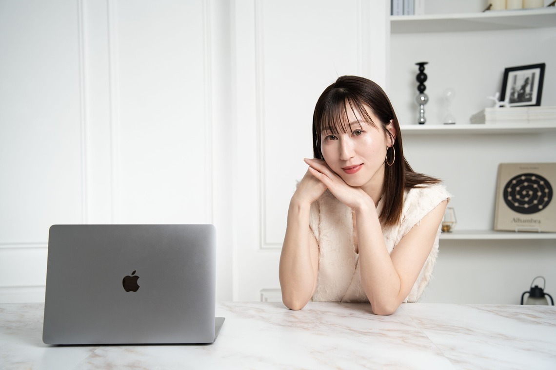 出張撮影Photo Lyckaが撮影した「スタジオプロフィール撮影」の写真