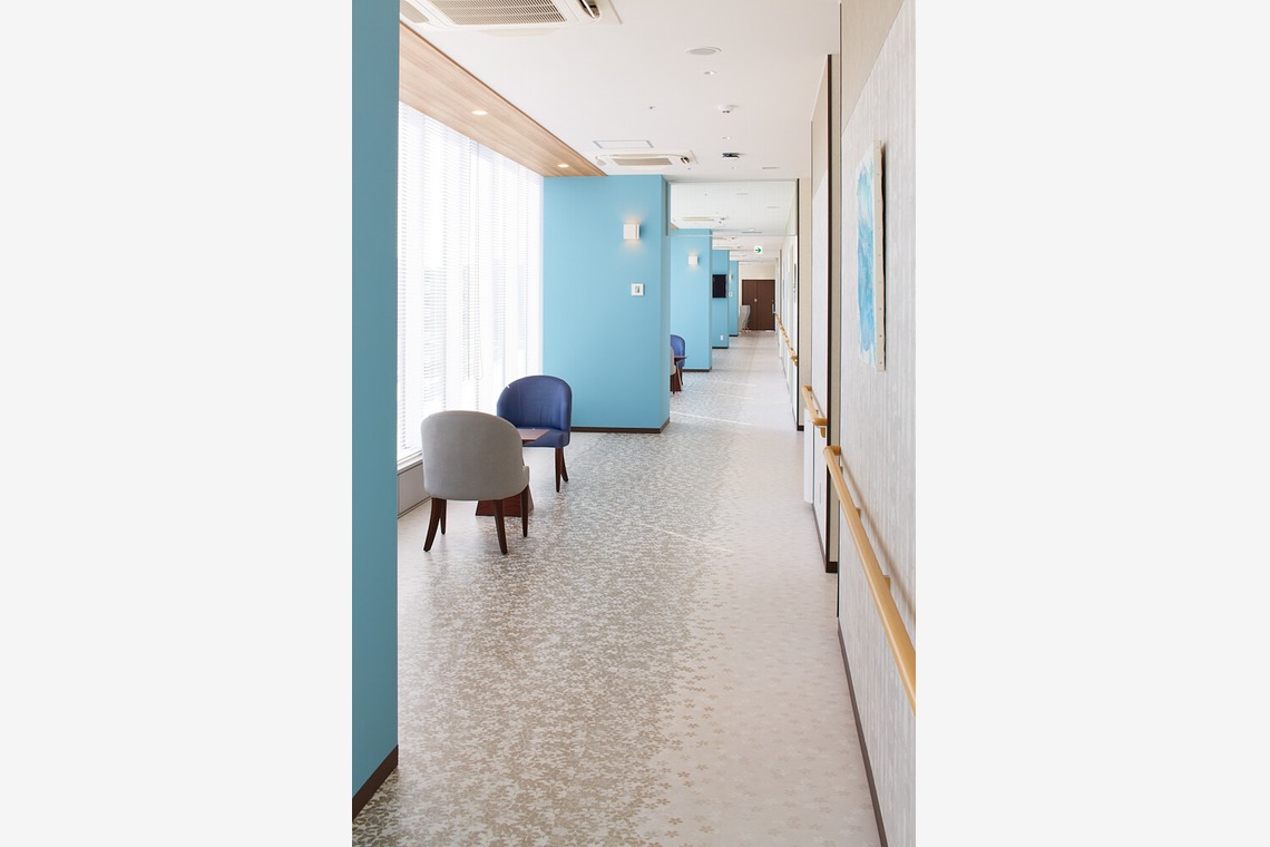 岩瀬泰治が撮影した「内観写真」の写真