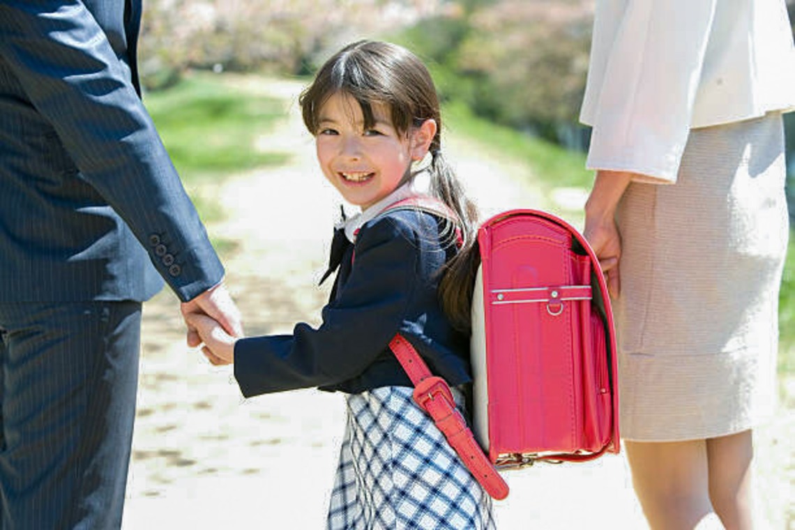 CREATIVE HOUSEが撮影した家族写真の出張撮影/学校行事のアルバム「入学・卒業写真の出張撮影」