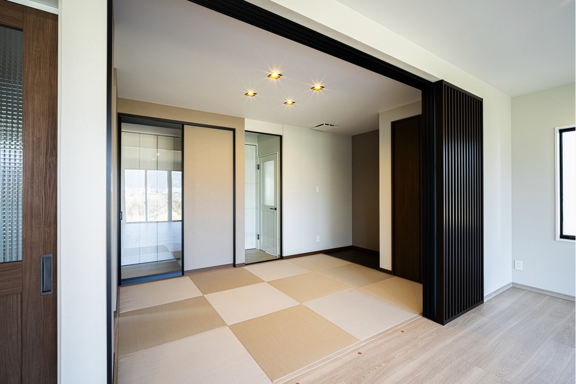 神宮啓佑が撮影した写真のアルバム「竣工撮影」