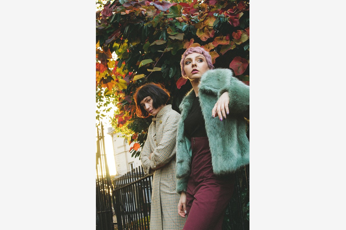 磯谷亮太が撮影した「ポートレート」の写真