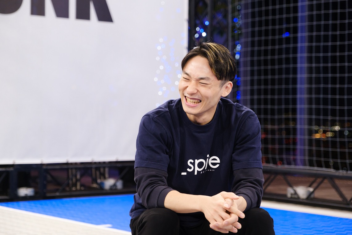 高夏写真店が撮影した写真のアルバム「プロスポーツ選手のインタビュー撮影」