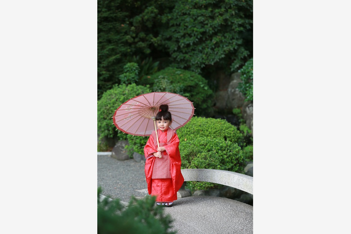 出張撮影HUG TIMEが出張撮影した家族写真(キッズ,ベビーフォト)などが写った「七五三撮影」の家族写真