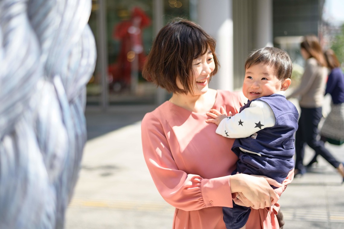 曽川拓哉が撮影した写真のアルバム「東京駅での家族写真」