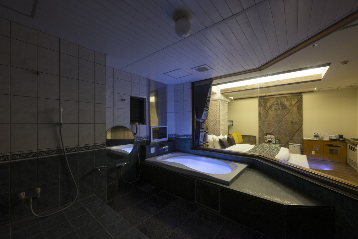 植田 友樹が撮影した「レジャーホテル客室撮影」の写真