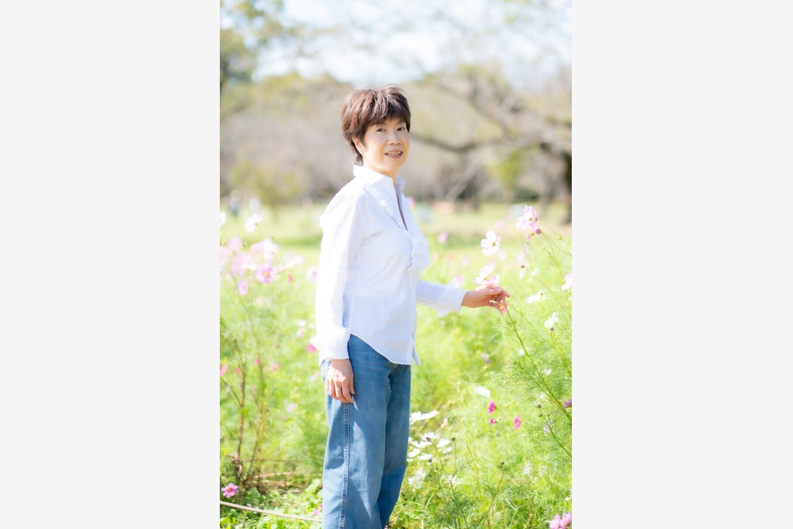 森元こずえが撮影した「女性プロフィールお花編」の写真