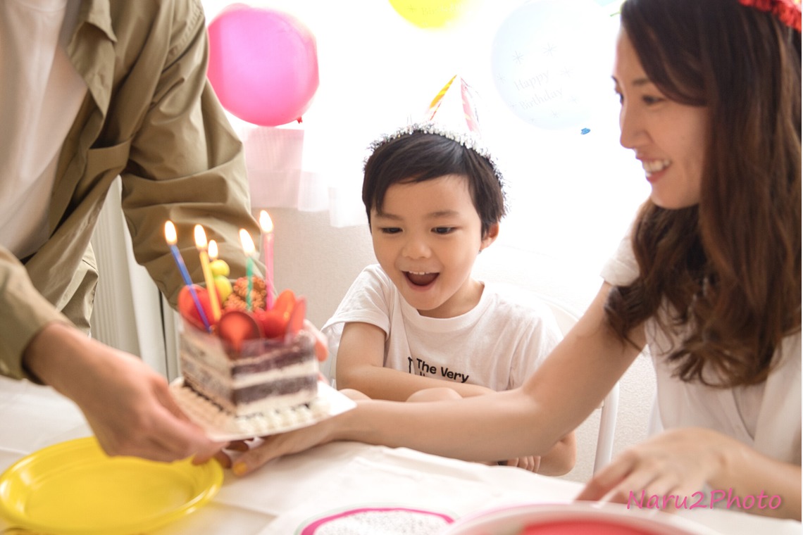 naru2photoが撮影した家族写真の出張撮影のアルバム「お誕生会」