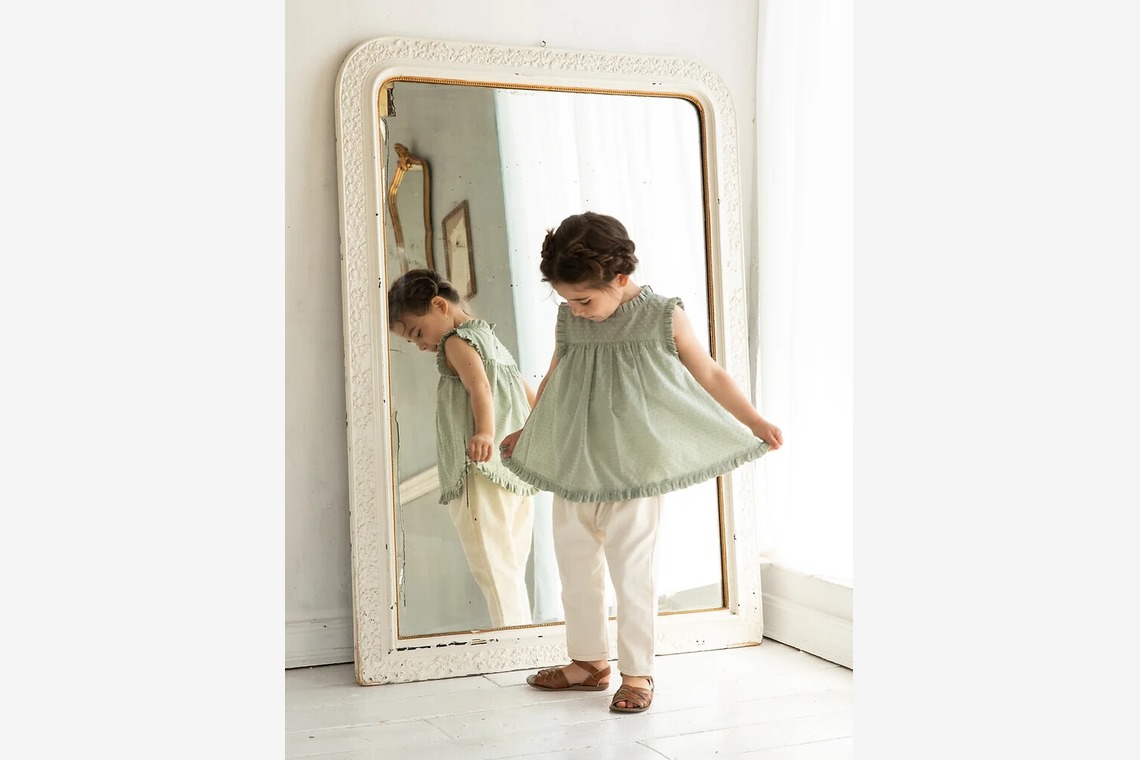 白井由香里写真事務所が撮影した写真のアルバム「キッズモデル」