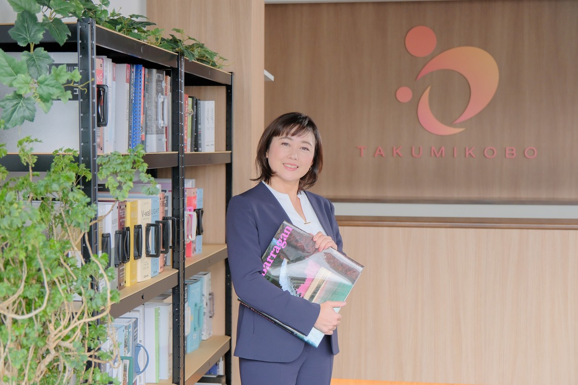 ARAI MAGICが撮影した「オフィス　スタッフ紹介コンテンツ」の写真