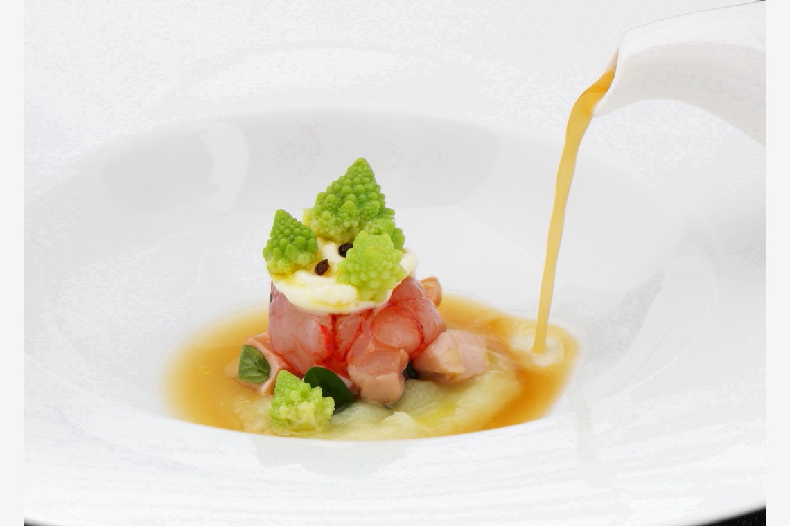 森安　照が撮影した写真のアルバム「フレンチ（料理・内観外観・プロフィール）」