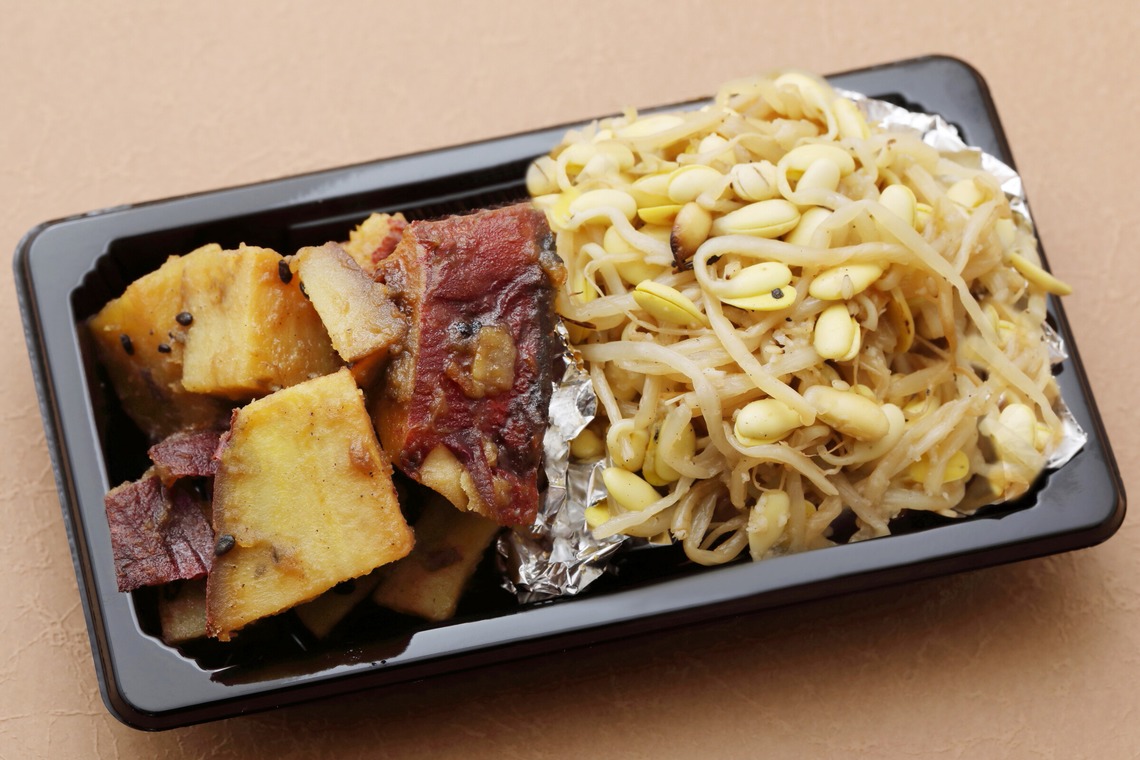 森安　照が撮影した「おにぎり・惣菜・お弁当」の写真