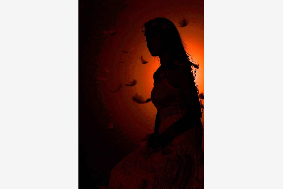 写真屋gonree　阿波根里恵が撮影した「フライヤー用アーティスト撮影」の写真