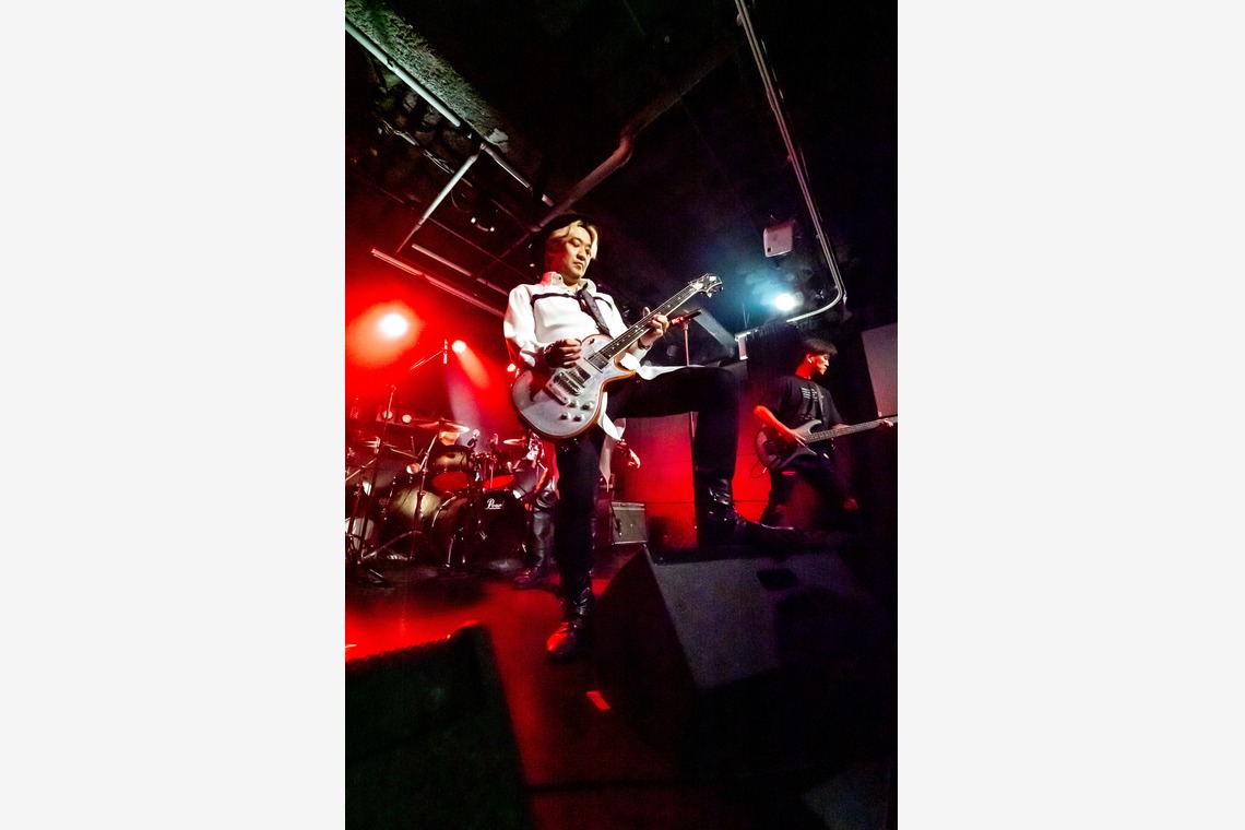 原野 英樹が撮影した「ロックバンドのライブハウス撮影 NO.2」の写真