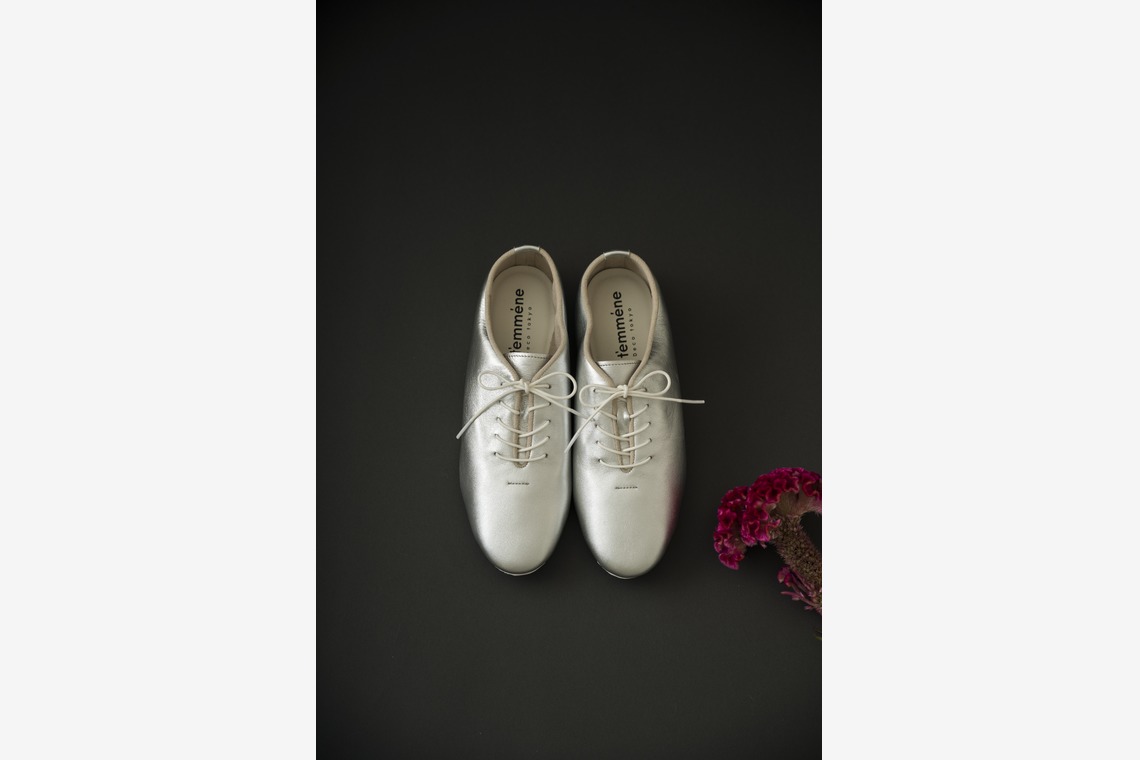 笠井鉄正写真事務所が撮影した「商業施設館内紙撮影」の写真