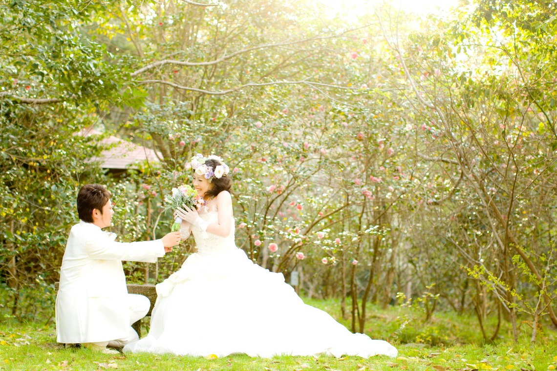 阿部写真館　徳島本店（小西 保徳）	が撮影した「洋装ロケーションフォト」の写真