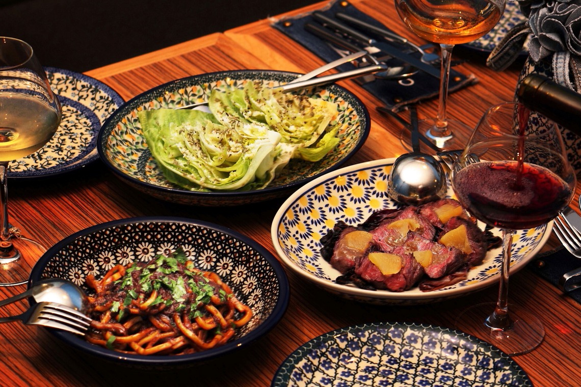 森安　照が撮影した「ワインバー・メニュー」の写真