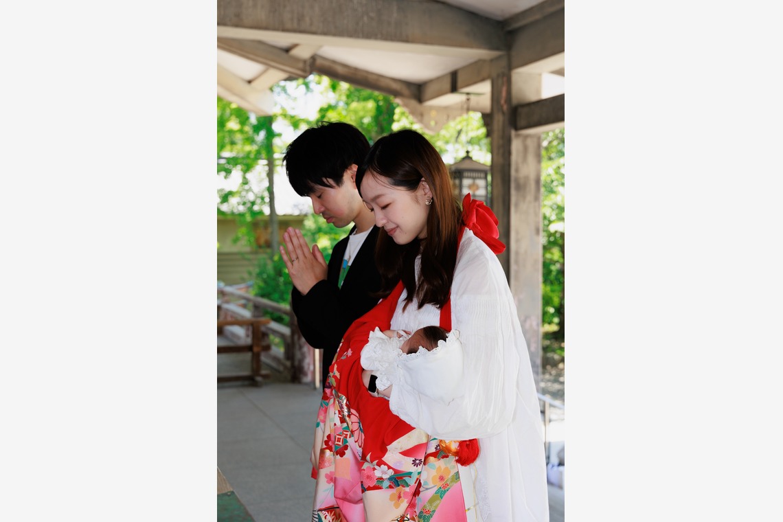 真方　祥が撮影した写真のアルバム「お宮参り・お食い初め写真」