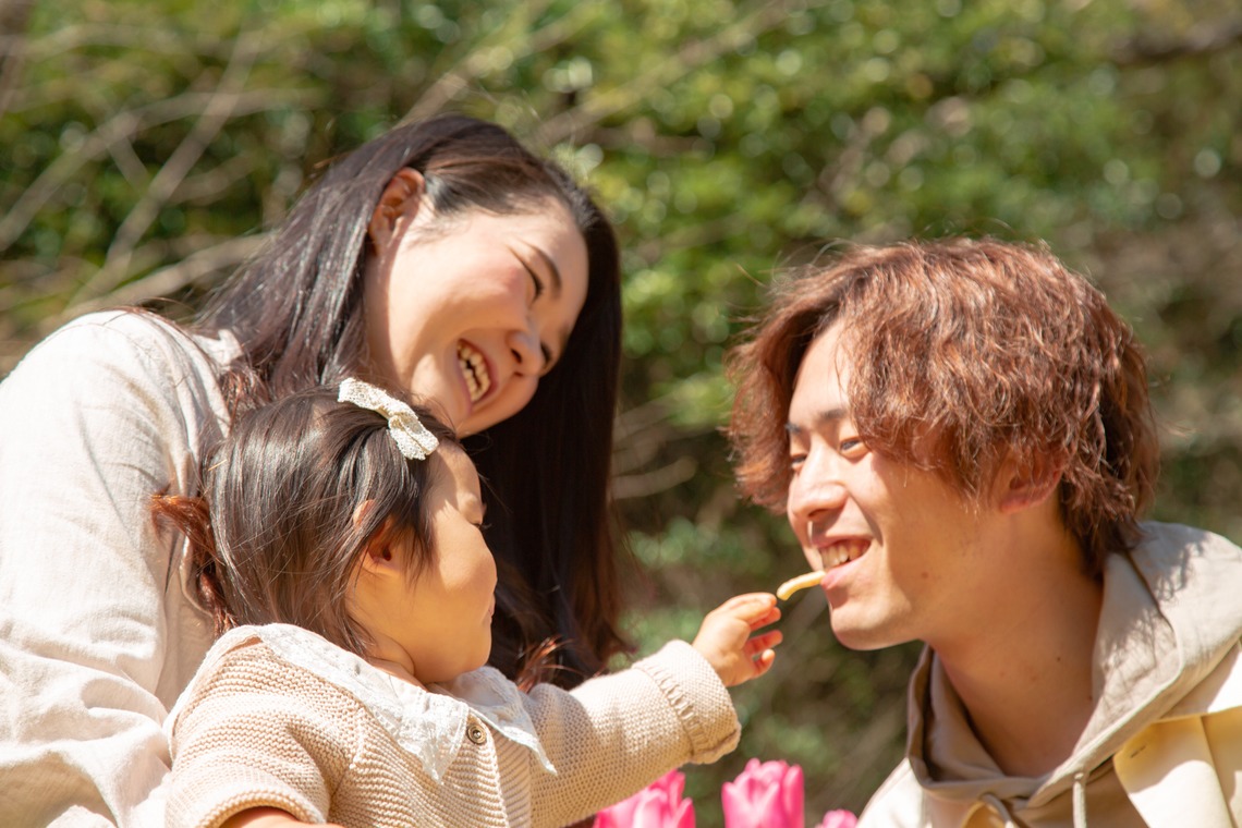 ゆのみふぉとが出張撮影した家族写真(キッズ,ベビーフォト)などが写った「自然な姿や笑顔」の家族写真