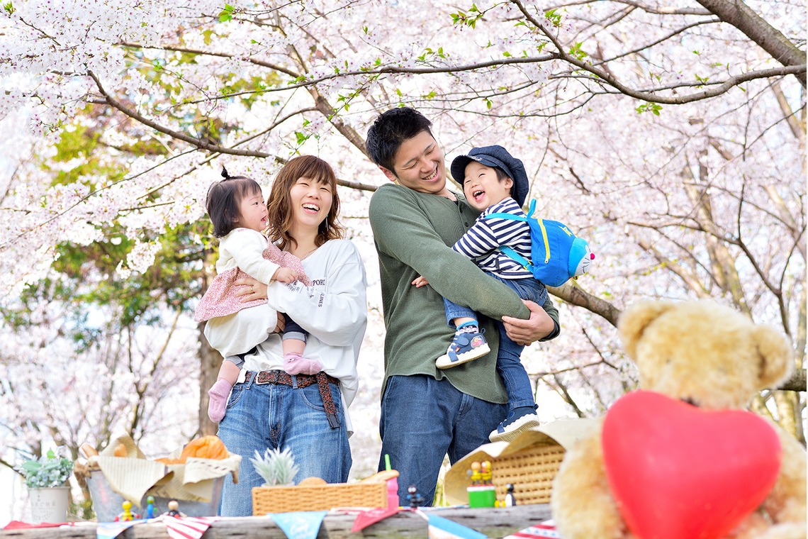 Design studio lumière（井上 敦仁）が撮影した写真のアルバム「みんなでお花見」